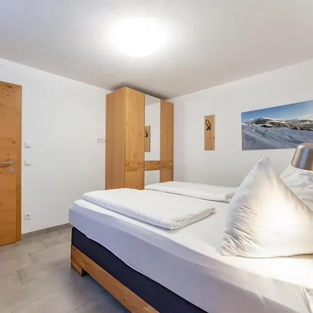 Ferdinand A Apartment *