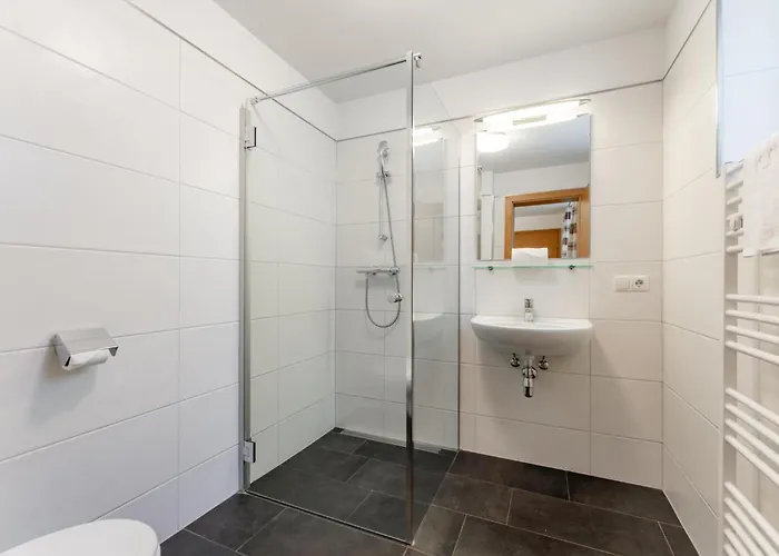 Ferdinand A 아파트